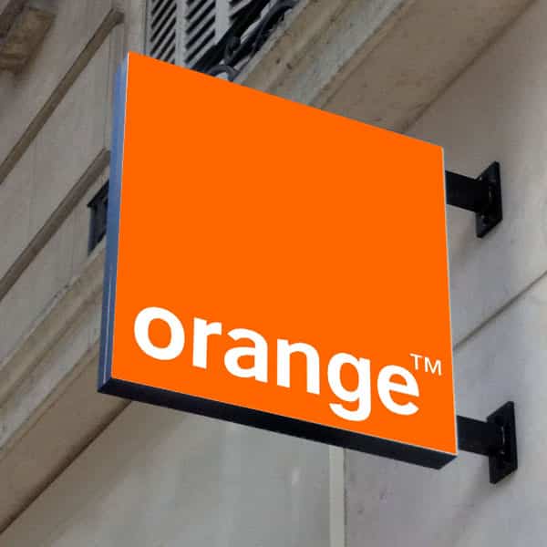 Enseigne drapeau "Orange" Marseille
