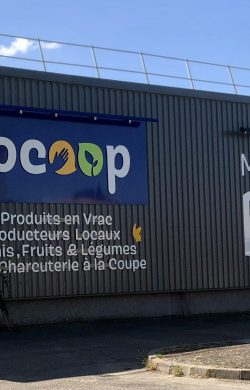Enseigne lettres découpées Marseille